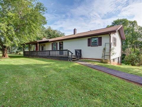 63 Willow Dr, Mars Hill, NC 28754 photo 1