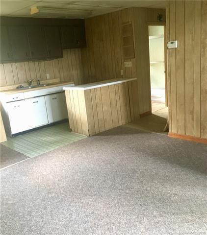 63 Willow Dr, Mars Hill, NC 28754 photo 7