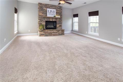 1499 Valhalla Dr, Denver, NC 28037 photo 2