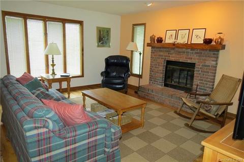 348 Surrey Ln, Brevard, NC 28712 photo 7