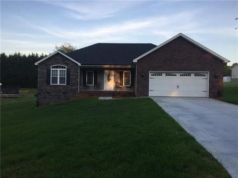 101 Ruby Ln, Maiden, NC 28650 photo 1