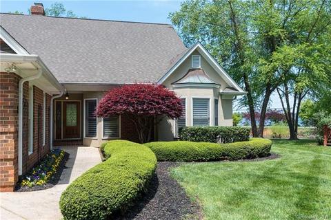 16501 Morecambe Dr, Cornelius, NC 28031 photo 2