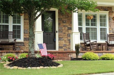 386 Windell Dr, Fort Mill, SC 29708 photo 2