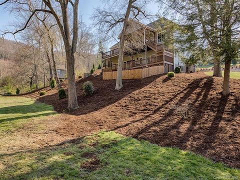 190 Bobcat Trl, Clyde, NC 28721 photo 2