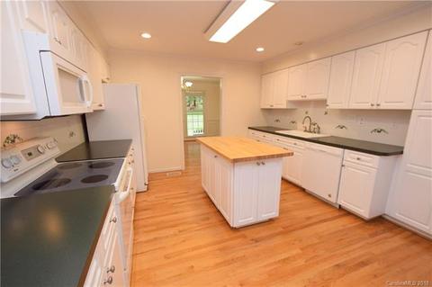 137 Pine Valley Dr, Stanley, NC 28164 photo 12