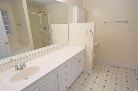 137 Pine Valley Dr, Stanley, NC 28164 photo 20