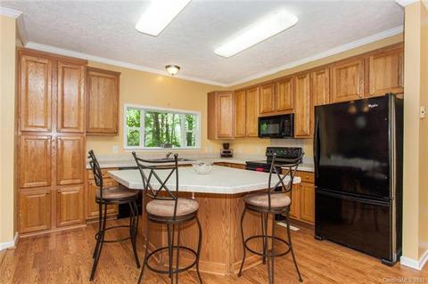 15 Morrow Dr, Fairview, NC 28730 photo 8