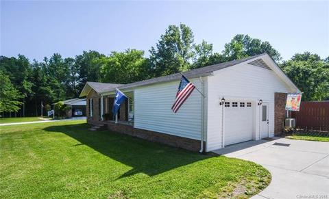 528 Oakhaven Dr, Lancaster, SC 29720 photo 2