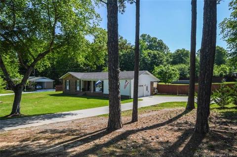 528 Oakhaven Dr, Lancaster, SC 29720 photo 3