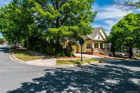 203 Fairview Ln, Davidson, NC 28036 photo 2