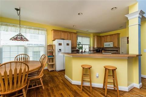 203 Fairview Ln, Davidson, NC 28036 photo 9