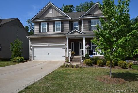 427 Leaf Arbor Ct, Clover, SC 29710 photo 1