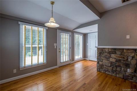 305 Jetton St, Davidson, NC 28036 photo 11