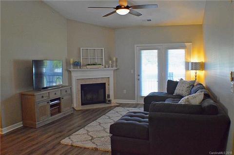 16921 Doe Valley Ct, Cornelius, NC 28031 photo 12