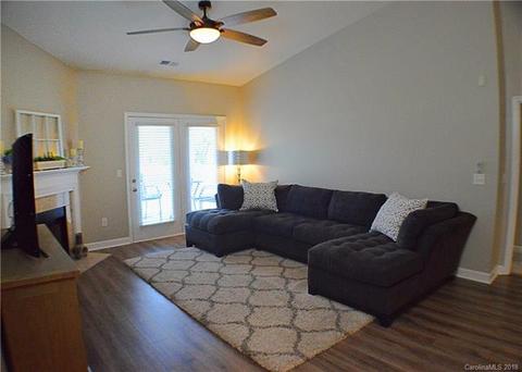 16921 Doe Valley Ct, Cornelius, NC 28031 photo 11