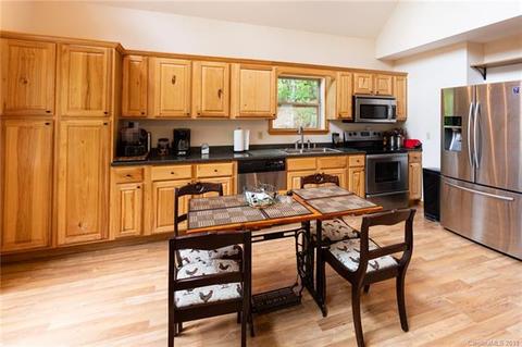170 Little Peanut Dr, Sylva, NC 28779 photo 6