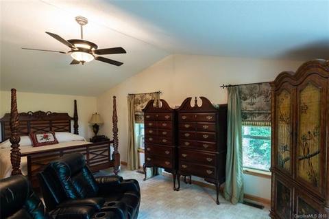 170 Little Peanut Dr, Sylva, NC 28779 photo 11