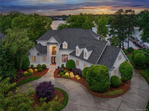 18231 Mainsail Pointe Dr, Cornelius, NC 28031 photo 1