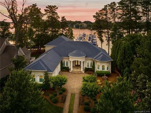 18329 Harbor Light Blvd, Cornelius, NC 28031 photo 1