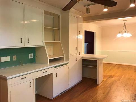 914 Forest Dr, Lancaster, SC 29720 photo 7