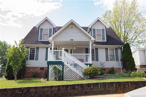 126 Spring St, Marion, NC 28752 photo 2