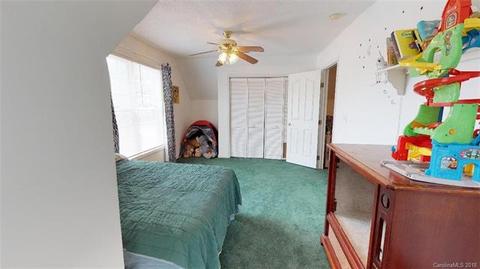 126 Spring St, Marion, NC 28752 photo 31