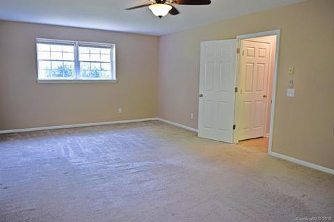 633 35th St NE, Conover, NC 28613 photo 17