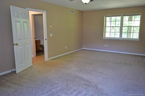 633 35th St NE, Conover, NC 28613 photo 15