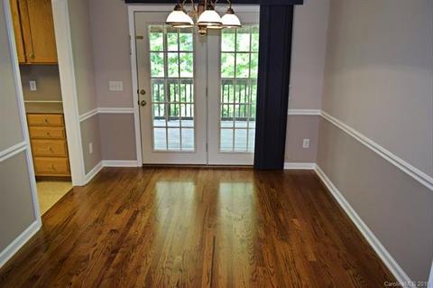 633 35th St NE, Conover, NC 28613 photo 9