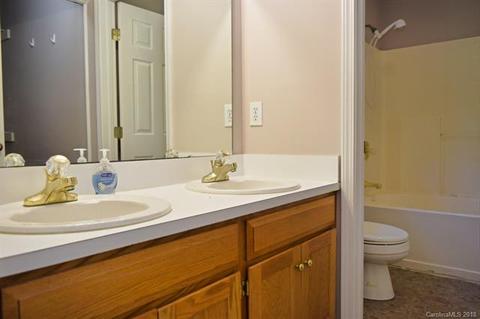 633 35th St NE, Conover, NC 28613 photo 23