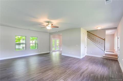 125 Robert E Lee St, Stanley, NC 28164 photo 2