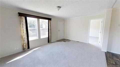302 Grandview Rd, Marshall, NC 28753 photo 9