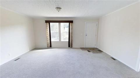 302 Grandview Rd, Marshall, NC 28753 photo 4