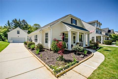 18430 Train Station Dr, Cornelius, NC 28031 photo 2
