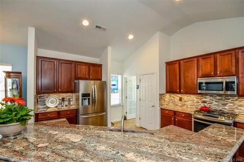 18430 Train Station Dr, Cornelius, NC 28031 photo 6