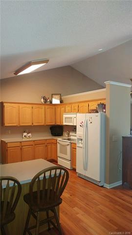 136 Springway Dr, Kannapolis, NC 28081 photo 9