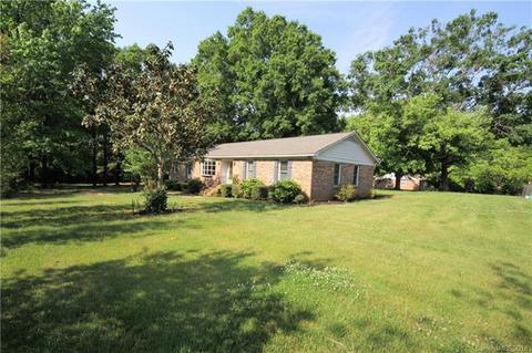 1504 Lake Dr, Monroe, NC 28112 photo 3