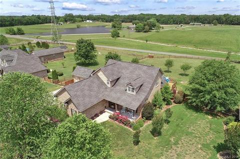 2416 Silverthorne Dr, Monroe, NC 28110 photo 9