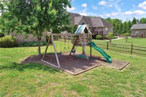 2416 Silverthorne Dr, Monroe, NC 28110 photo 6