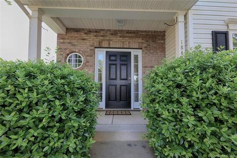 18482 Streamline Ct, Cornelius, NC 28031 photo 2