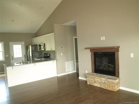 36 Circle Dr, Canton, NC 28716 photo 5