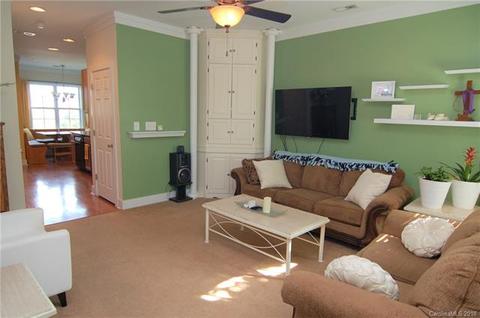 238 Harbour Place Dr, Davidson, NC 28036 photo 4