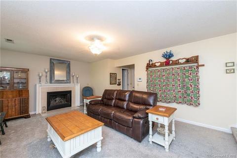 239 Point Wylie Ln, Fort Mill, SC 29708 photo 12
