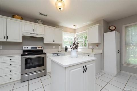 239 Point Wylie Ln, Fort Mill, SC 29708 photo 7