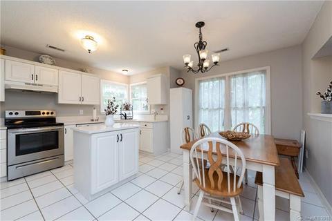 239 Point Wylie Ln, Fort Mill, SC 29708 photo 6