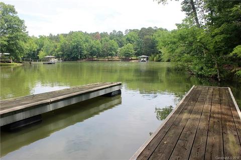 7044 Brookview Dr, Clover, SC 29710 photo 6