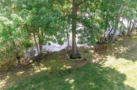 757 Peninsula Dr, Davidson, NC 28036 photo 13