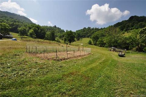 671 Black Bear Cv, Clyde, NC 28721 photo 23