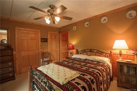 212 Hickory Hollow Rd, Purlear, NC 28665 photo 16