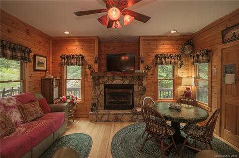 212 Hickory Hollow Rd, Purlear, NC 28665 photo 11